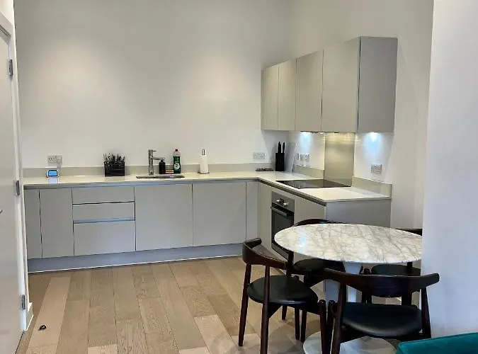 Luxury Modern 1 Bed Apartment